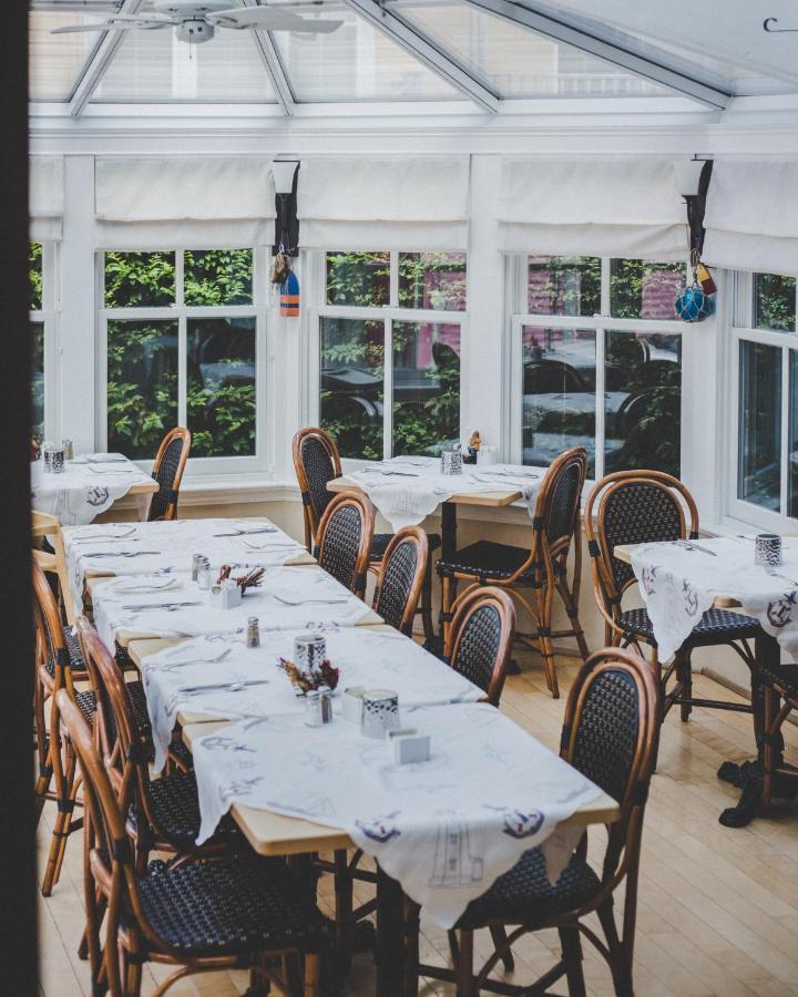 The Mariner King Inn Lunenburg Bagian luar foto