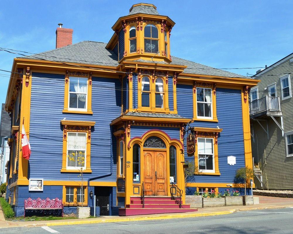 The Mariner King Inn Lunenburg Bagian luar foto