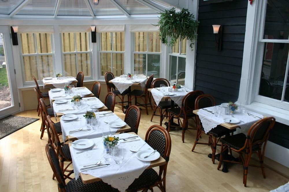 The Mariner King Inn Lunenburg Bagian luar foto