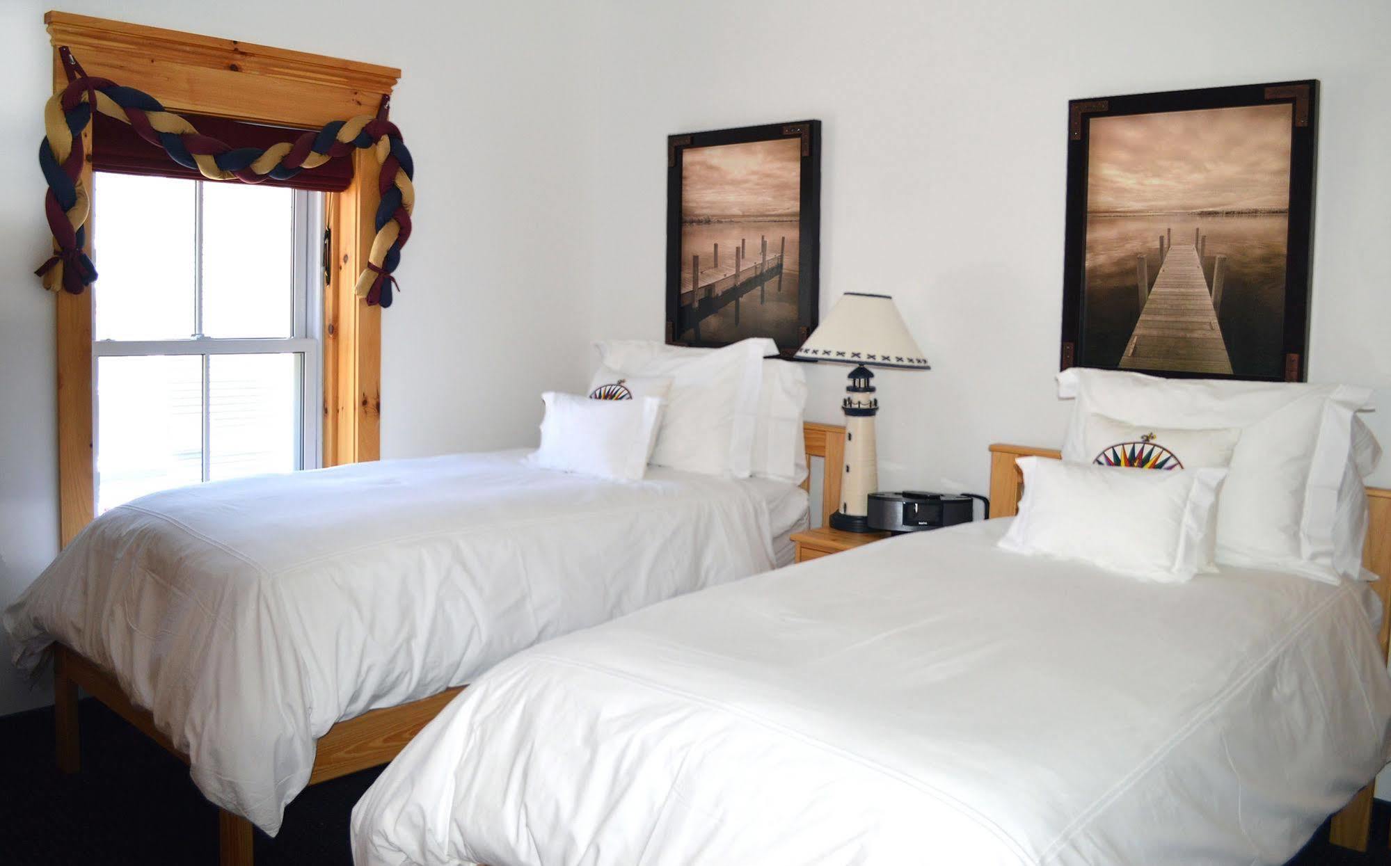 The Mariner King Inn Lunenburg Bagian luar foto